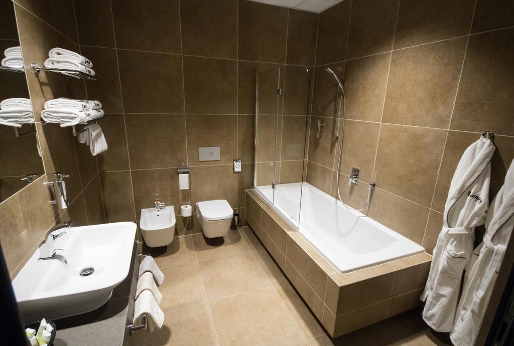 Jasna SportHotel&SPA Gliwice Exterior foto